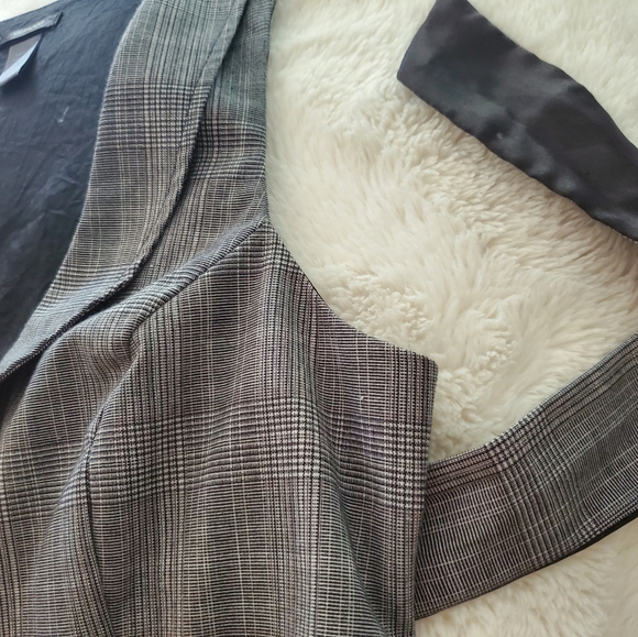 Cropped vest - Picture 6 of 9